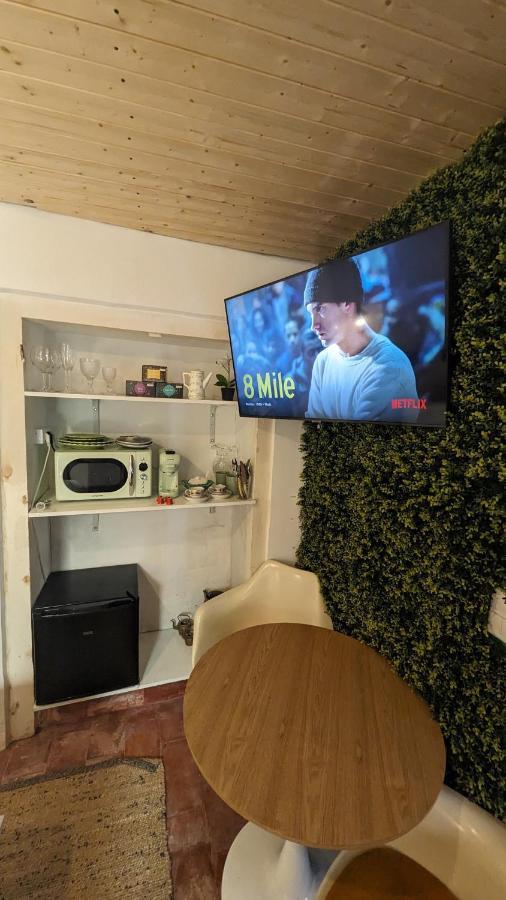 Tiny Smart Home, Private Garden & Outside Jacuzzi. Center Sintra! Buitenkant foto